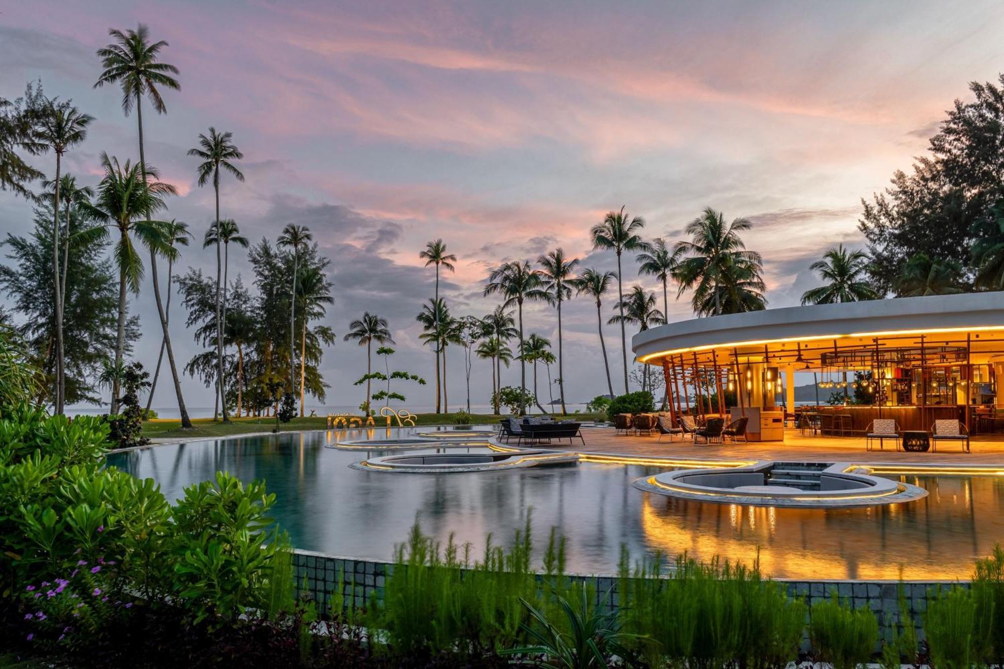 Four Points By Sheraton Bintan, Lagoi Bay Buitenkant foto